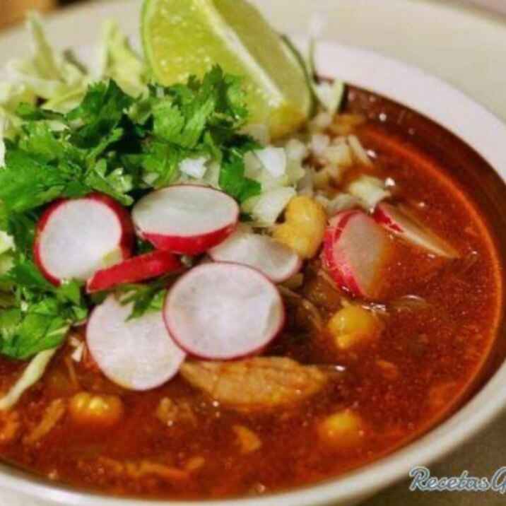 メキシカン赤かぶ入りひよこ豆スープ(pozole)